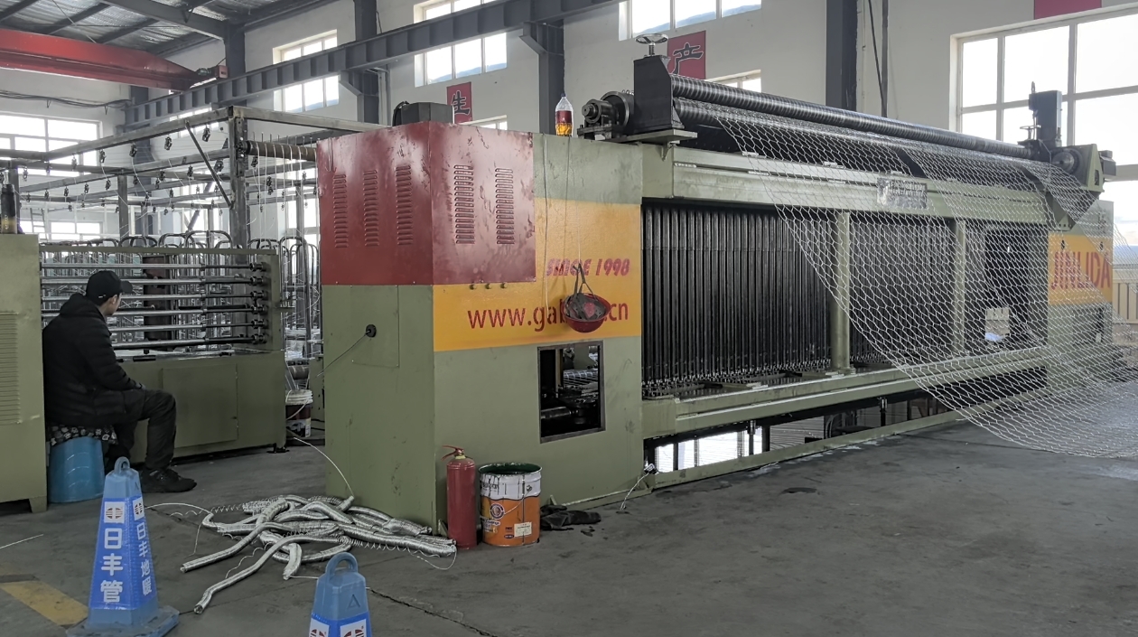 नवीनतम कंपनी ब्लॉग के बारे में विदेशी ग्राहक गैबियन उपकरण के लिए चीनी कारखानों का चयन क्यों करते हैं?