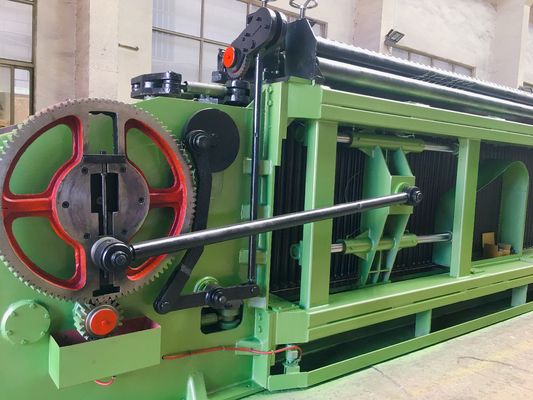 खरीदें जस्ती 4300 मिमी स्वचालित 22kw वेल्ड जाल बनाने की मशीन ऑनलाइन निर्माण